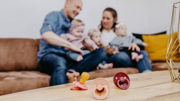 Bregtje wilde nog geen moeder zijn, maar kreeg drieling: 'Wilde weglopen'