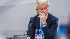 Thumbnail voor Dilan Yesilgöz en Geert Wilders hadden een 'goed gesprek' na tweet over afkomst