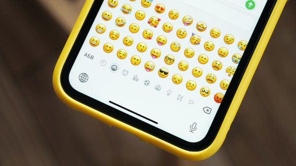 Van discobal tot zwangere man- binnenkort 37 nieuwe emoji's beschikbaar_