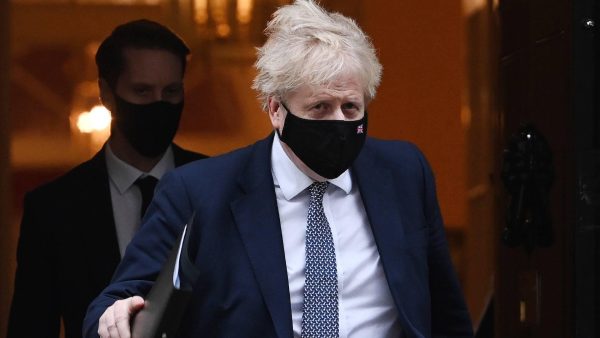 Boris Johnson belooft verbeteringen na kritisch 'partygate'-rapport