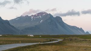 Thumbnail voor Grote zoektocht naar vermist toeristenvliegtuigje in IJsland