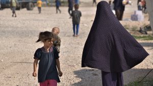Thumbnail voor Vrouwelijke Syriëgangers aangekomen in Nederland, maandag voorgeleid