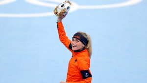 Thumbnail voor Gaan voor goud: Irene Schouten bezorgt Nederland op 3000 meter eerste schaatsgoud