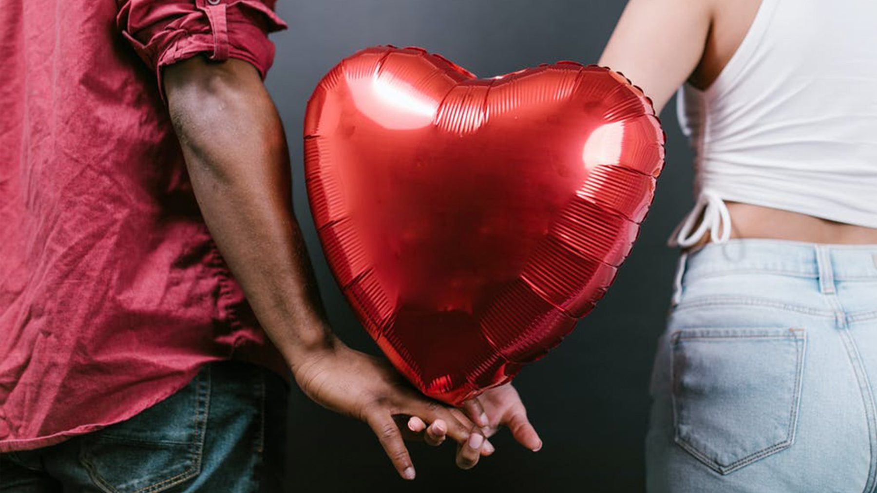 Stop die cadeaustress: 5 x originele ideeën om hem te verrassen met Valentijnsdag