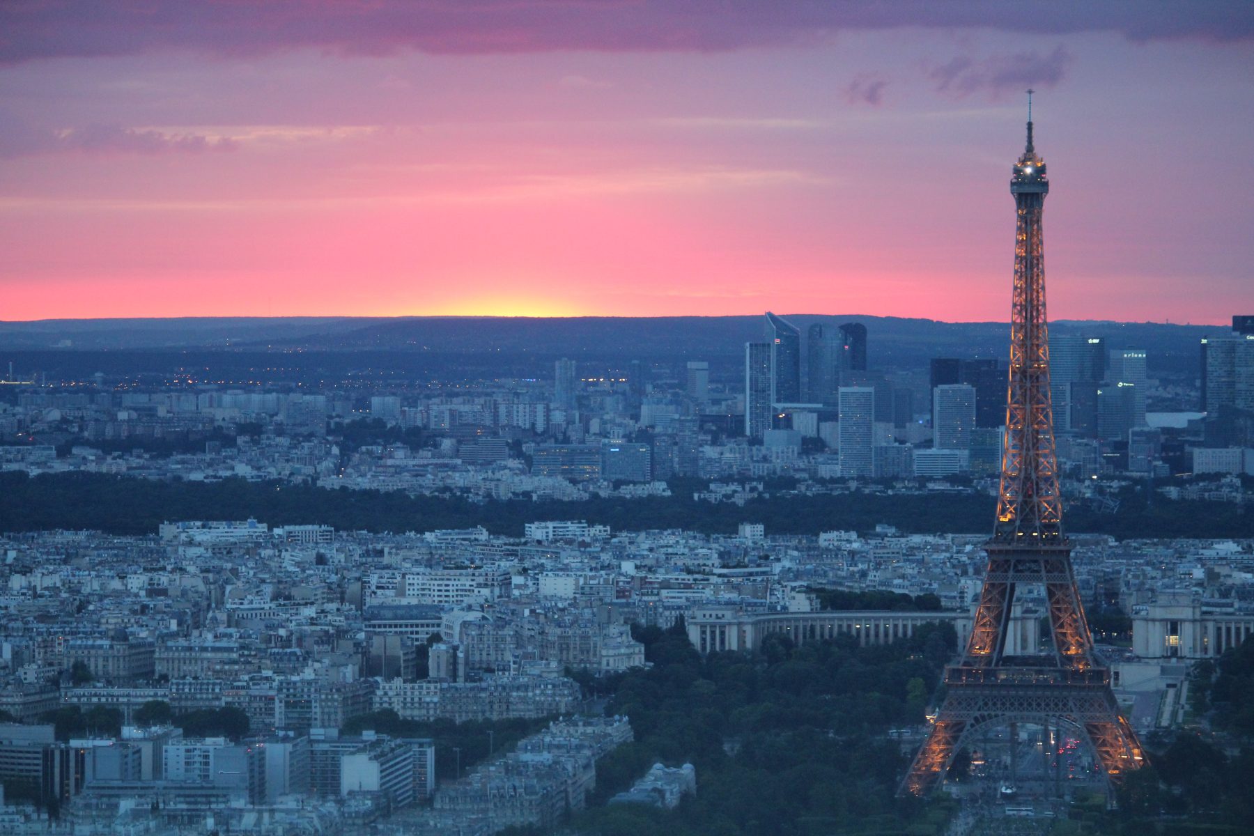 Parijs zet ruim 7000 agenten in tegen vrijheidskonvooi