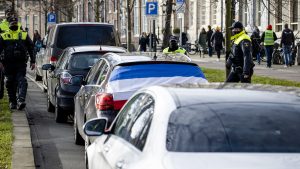 Thumbnail voor Burgemeester ontbindt demonstratie Den Haag, truckers vertrekken