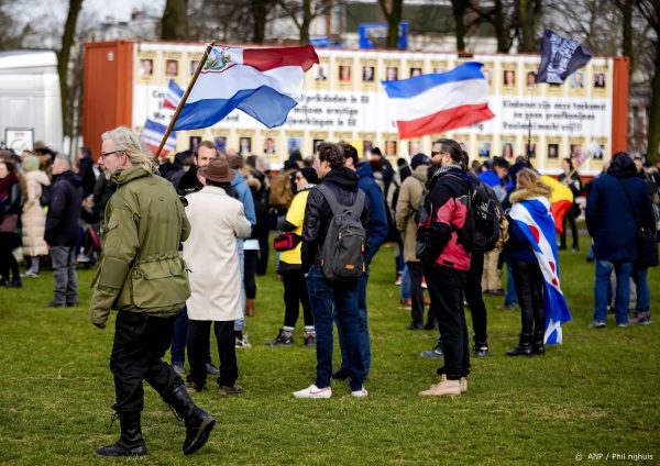 Enkele duizenden bij protest in Den Haag tegen coronamaatregelen