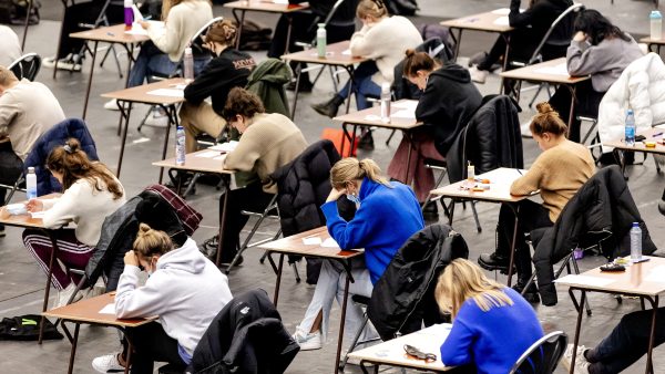 Middelbare scholen mogelijk te streng bij stapelen van diploma's