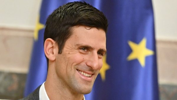 Novak Djokovic loopt liever tennisprijzen mis dan dat hij zich laat vaccineren