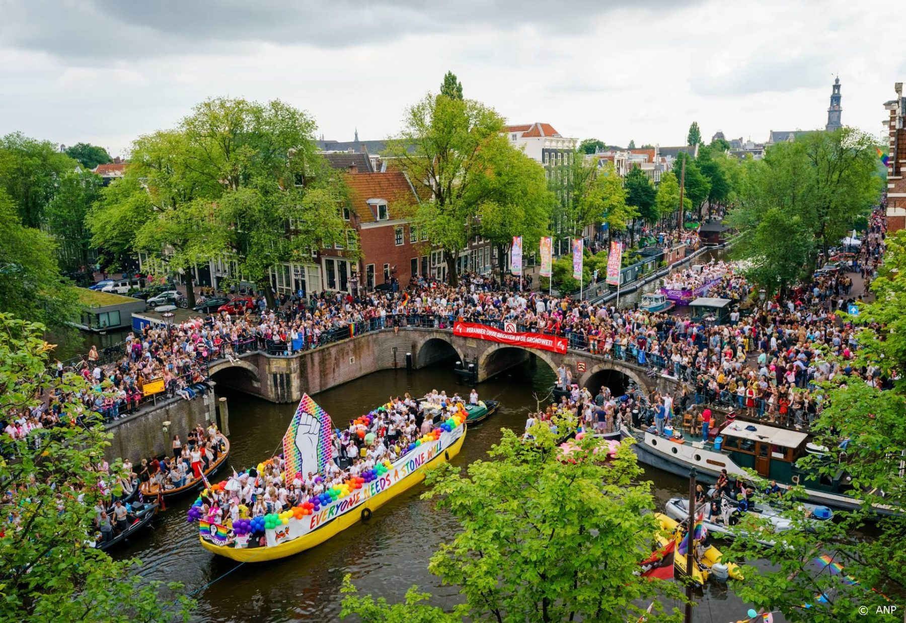 Pride Amsterdam dit jaar mét 25e Canal Parade: 'We zorgen dat het onvergetelijk wordt'