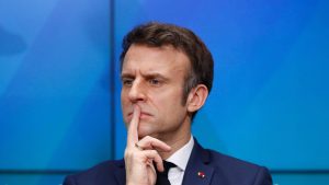 Thumbnail voor Macron belt met zowel Poetin als Zelenski over spanning rond Oekraïne