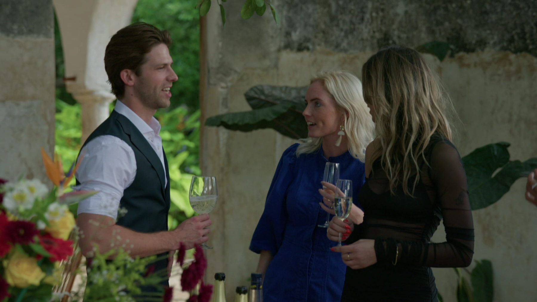 Thomas, Lysette en Indigo in 'De Bachelor'