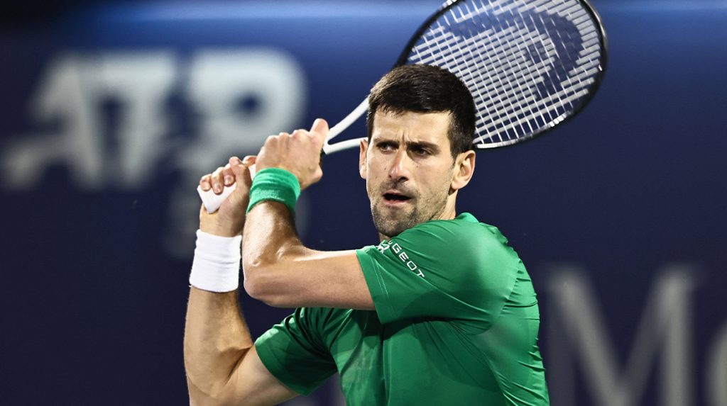 Ongevaccineerde Djokovic hoopt in Indian Wells tóch te tennissen