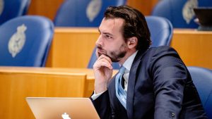 Thumbnail voor Thierry Baudet weigert mee te werken aan onderzoek naar boekinkomsten