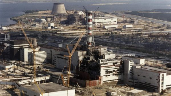 Russen veroveren oude kerncentrale Tsjernobyl