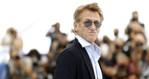 Thumbnail voor Sean Penn maakt documentaire over Russische invasie in Oekraïne