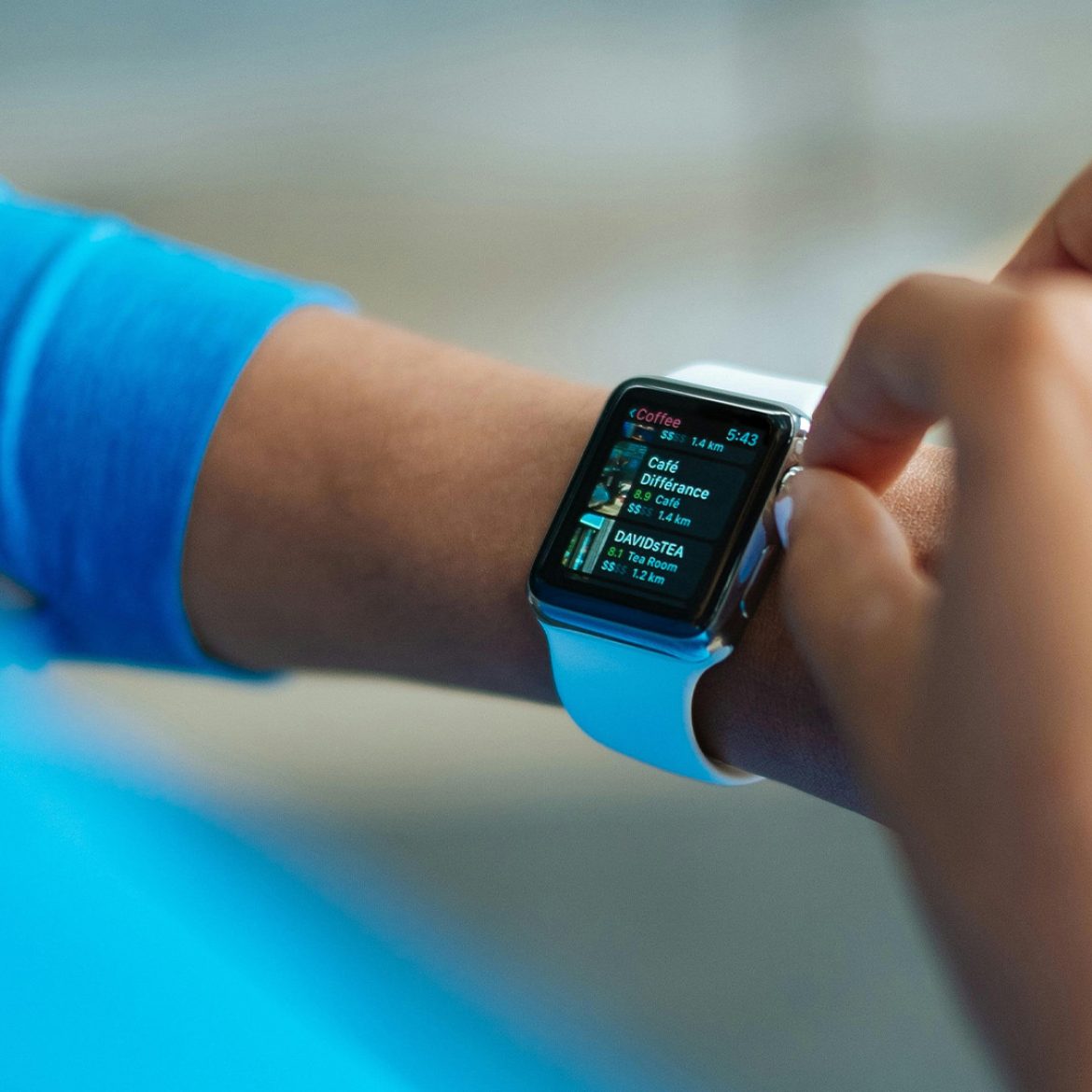 Vrouwen over hun smartwatch-verslaving: ‘Ik voelde mij echt gevangen’