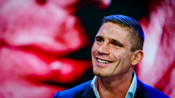 Moet je zien: Rico Verhoeven en Naomy bewandelen de gouden loper