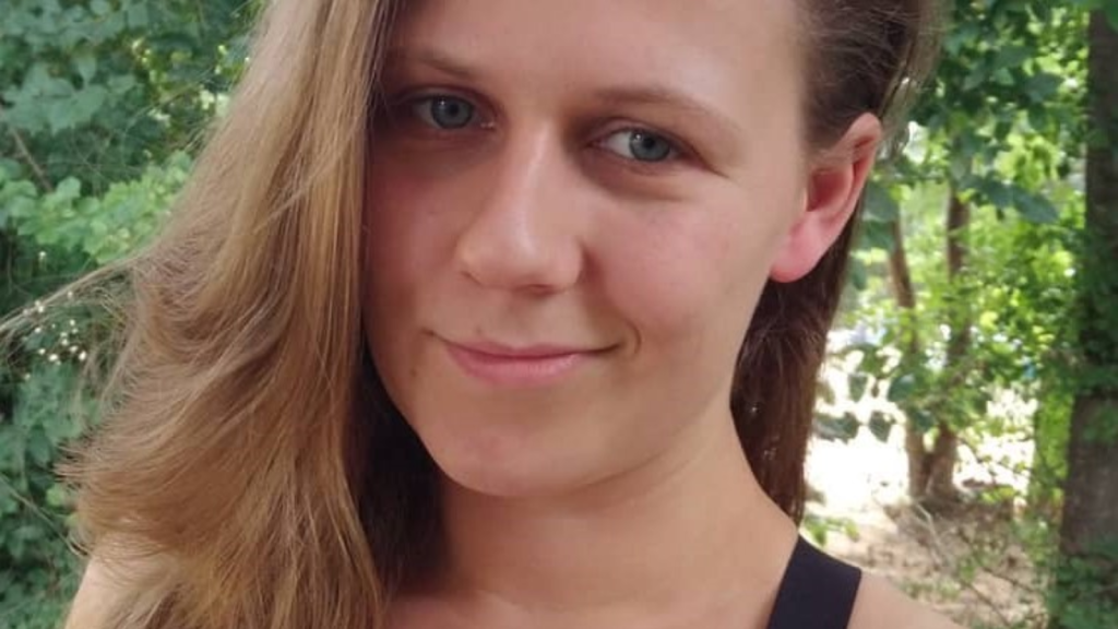 Birgit (22) is al vijf jaar depressief en startte hulp-project 'RECONNECT'