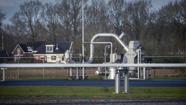 gaskraan 'Groningers willen gaskraan openen om Poetin te dwarsbomen'