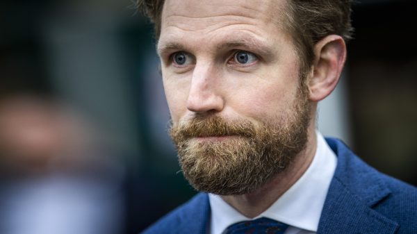 Onderwijsminister Wiersma komt met nieuwe aanpak pesten op school