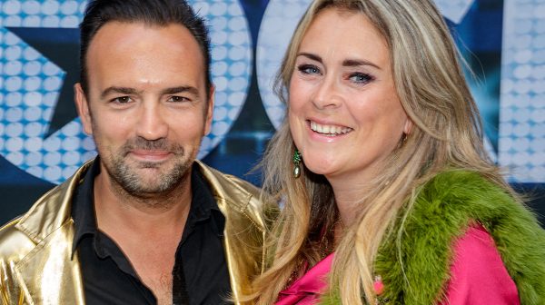 Gerard Ekdom presenteert ochtendshow Radio 10 samen met z’n vrouw