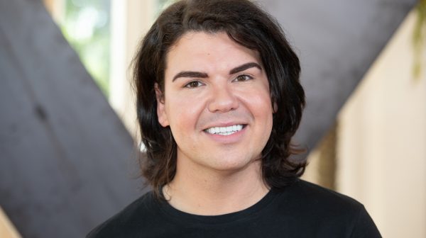 Roy Donders voor het eerst verliefd op een vrouw (en zo ziet ze eruit)