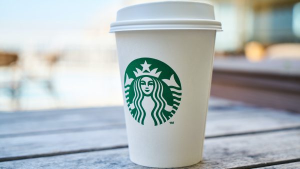 Starbucks en Coca-Cola trekken zich terug uit Rusland