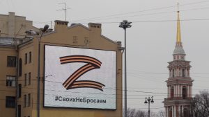Thumbnail voor Waarom is de 'Z' het symbool van voorstanders van de Russische invasie?