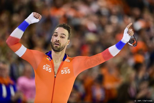 Olympisch kampioen Kjeld Nuis wint in Heerenveen 1500 meter