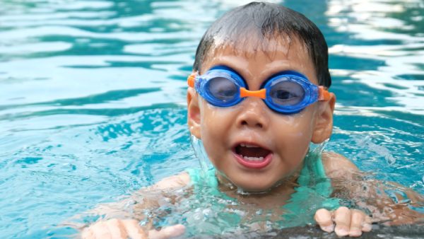 Radar onderzoekt: 'Ouders vinden zwemlessen onder de maat'