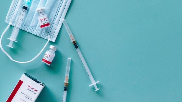 Te weinig vaccin in 247 boosterprikken door fout GGD West-Brabant: 'Een menselijke fout'