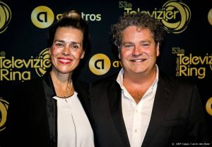 Thumbnail voor Huwelijk 'Divorce'-acteur en trouwambtenaar Dirk Zeelenberg gestrand