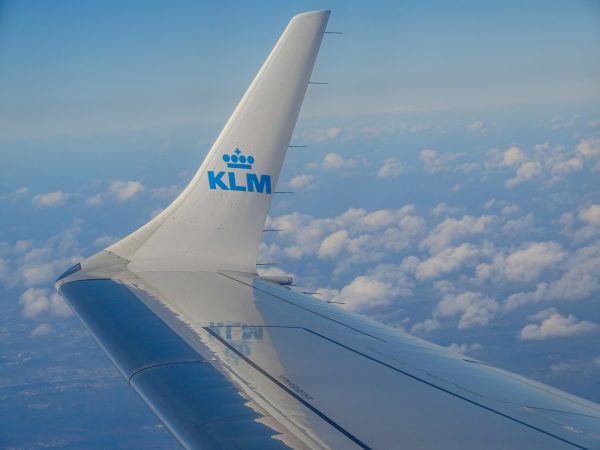 Ticketprijzen KLM hoger vanwege stijging olieprijs, dit kun je verwachten