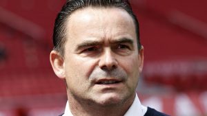 Thumbnail voor Tóch weer aan de bak na beschuldigingen: Marc Overmars wordt technisch directeur bij Antwerp FC