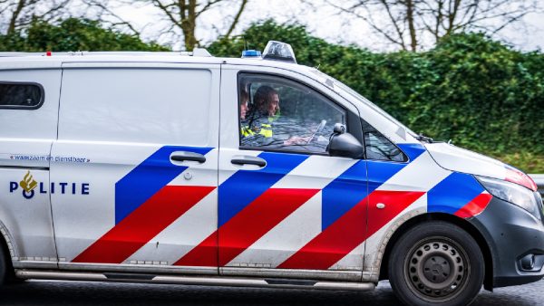 Jongetje (4) overleden door aanrijding met taxibus in Baarle-Nassau