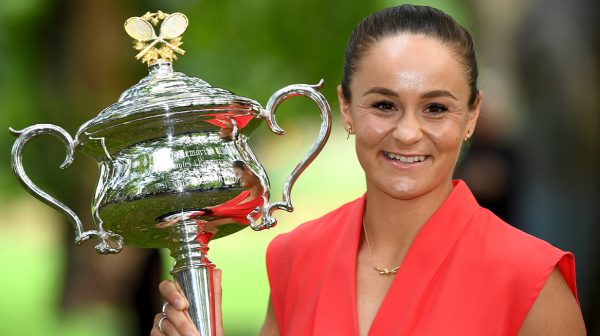 Nummer 1 van de wereld Ashleigh Barty (25) stopt met tennissen