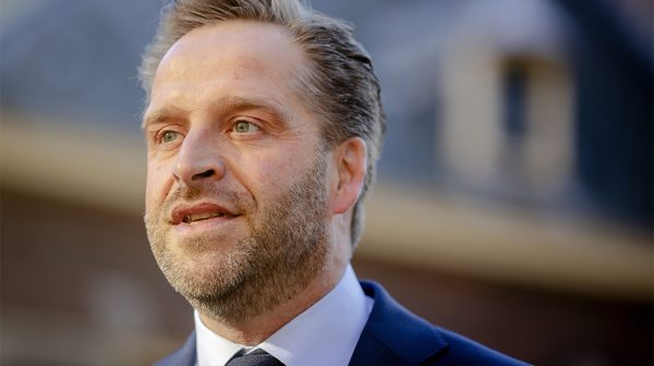 De Jonge bemoeide zich actief met mondkapjesdeal Van Lienden