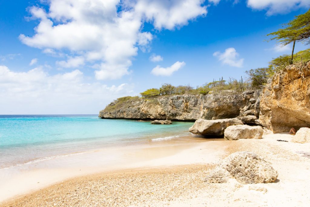 Zon, zee, strand: zeven redenen waarom jij nú naar Curaçao wil