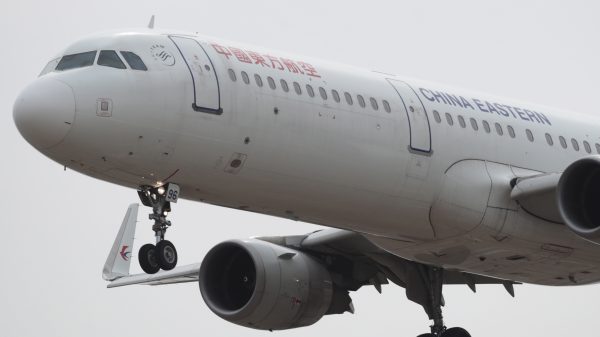 Zwarte doos van neergestort Chinees vliegtuig gevonden