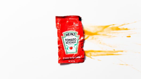 Ketchup-raadsel in Grubbenvorst: auto's en straten massaal besmeurd