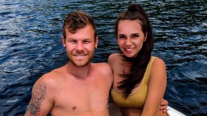 Thumbnail voor Oud-'Temptation' deelnemer Heikki wordt vader en deelt originele gender-reveal
