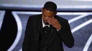 Thumbnail voor Organisatie Oscars belooft 'gepaste actie' na Will Smith-incident