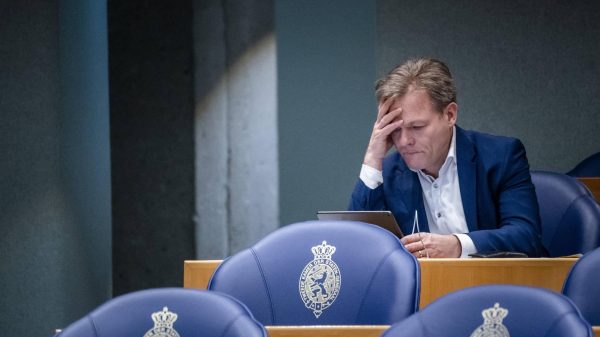 Oppositie wil meer actie kabinet voor uit huis geplaatste kinderen