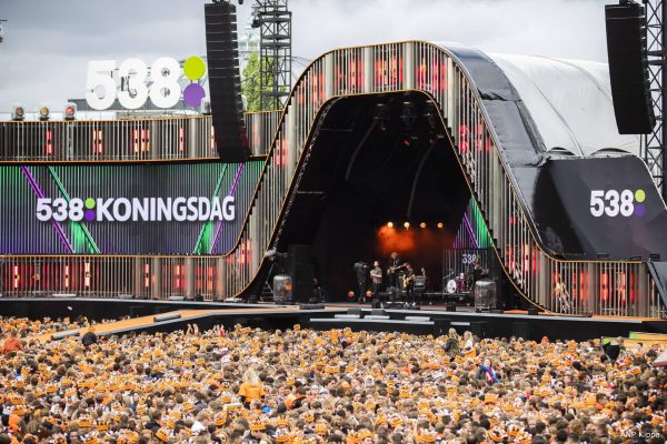 Hier is dat feestje: Koningsdagfeest van Radio 538 in Breda helemaal uitverkocht