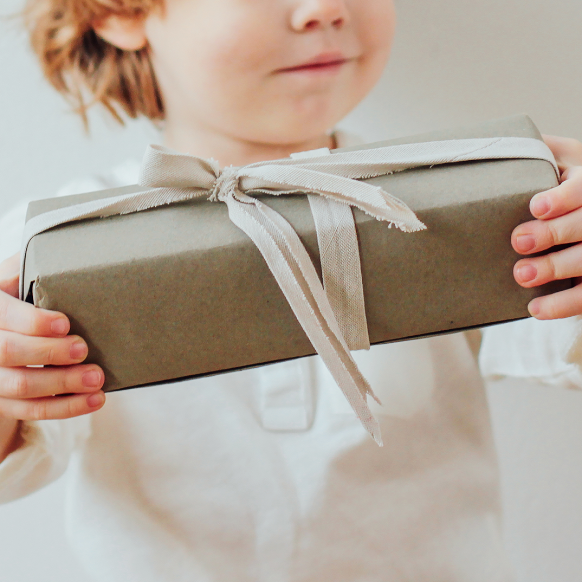 De zoon van Ilona gaf zijn vriendinnetje wel een heel bijzonder cadeau: 'Haar ouders hebben mij nooit meer aangekeken'