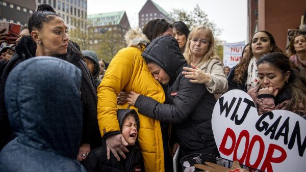 Steunteam toeslagenouders van wie kinderen uit huis zijn geplaatst begint landelijk