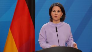 Thumbnail voor Duitsland verklaart 40 Russische diplomaten tot 'ongewenste personen'