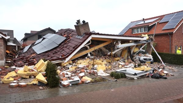 Deurbelcamera overburen legt vast hoe woning Oldenzaal instort