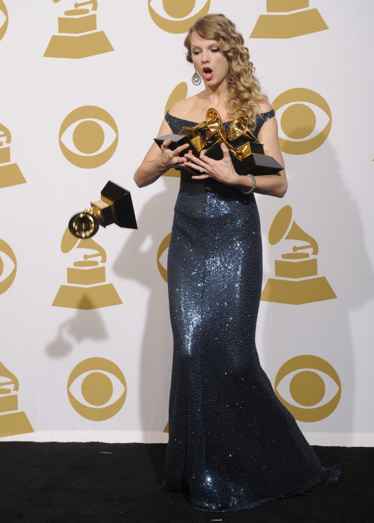 Taylor Swift breekt Grammy